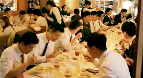 業(yè)績(jī)達(dá)成慶功宴